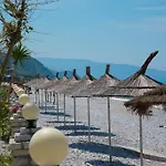 아파트호텔 Florika 보르쉬