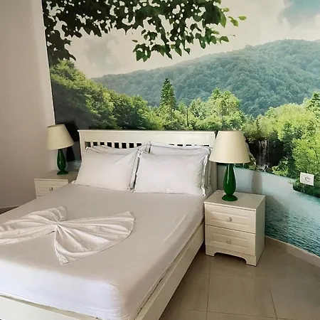 Florika 3* بورش