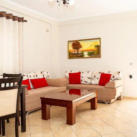 Florika Aparthotel 4*