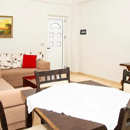 Florika Aparthotel