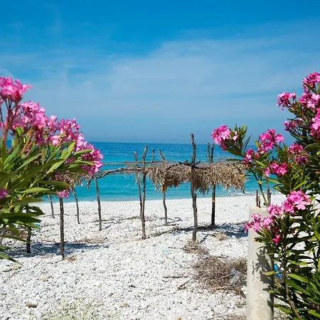 Florika Aparthotel