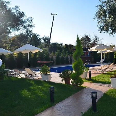 Florika Lägenhetshotell Borsh